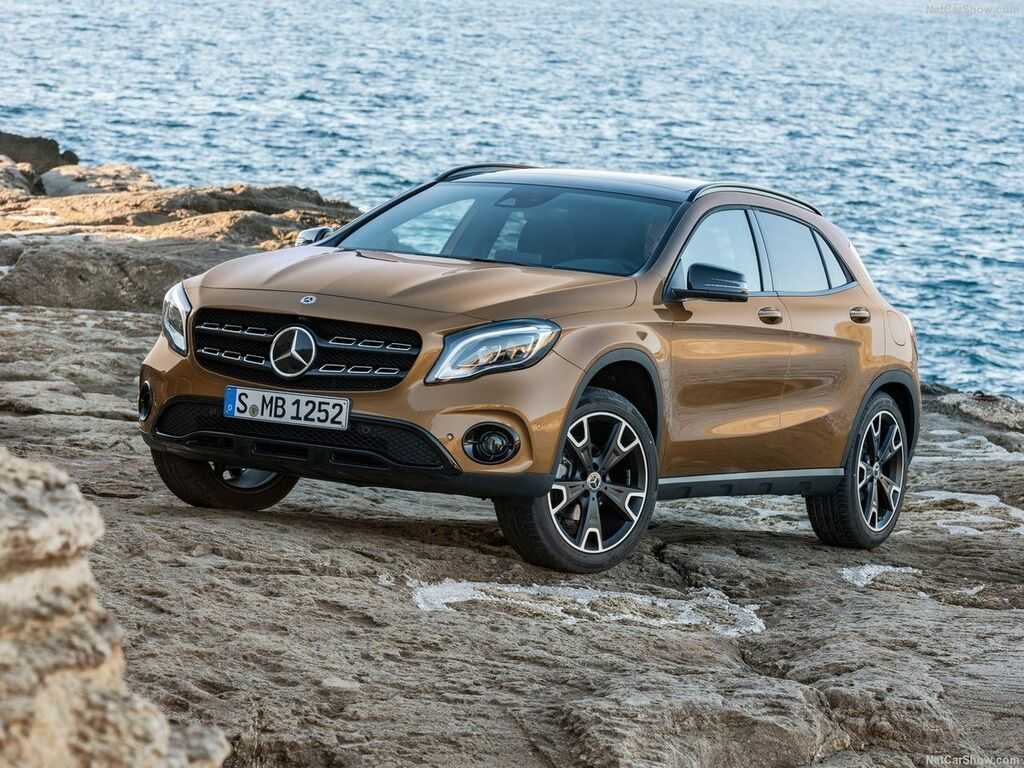 Mercedes GLA X156